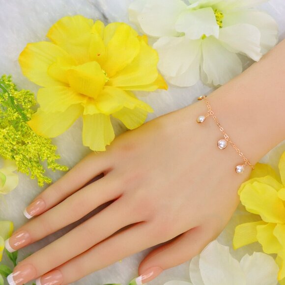 Minimalist Bracelet, Sleek & Modern Design, Women’s Fashion, YC110210-B - Picture 5 of 10